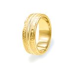 8 mm Hammered lines Wedding Ring in Gold