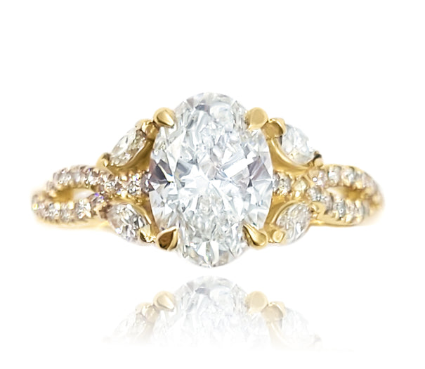 Twisted cluster engagemennt ring OVAL center 1.58ct